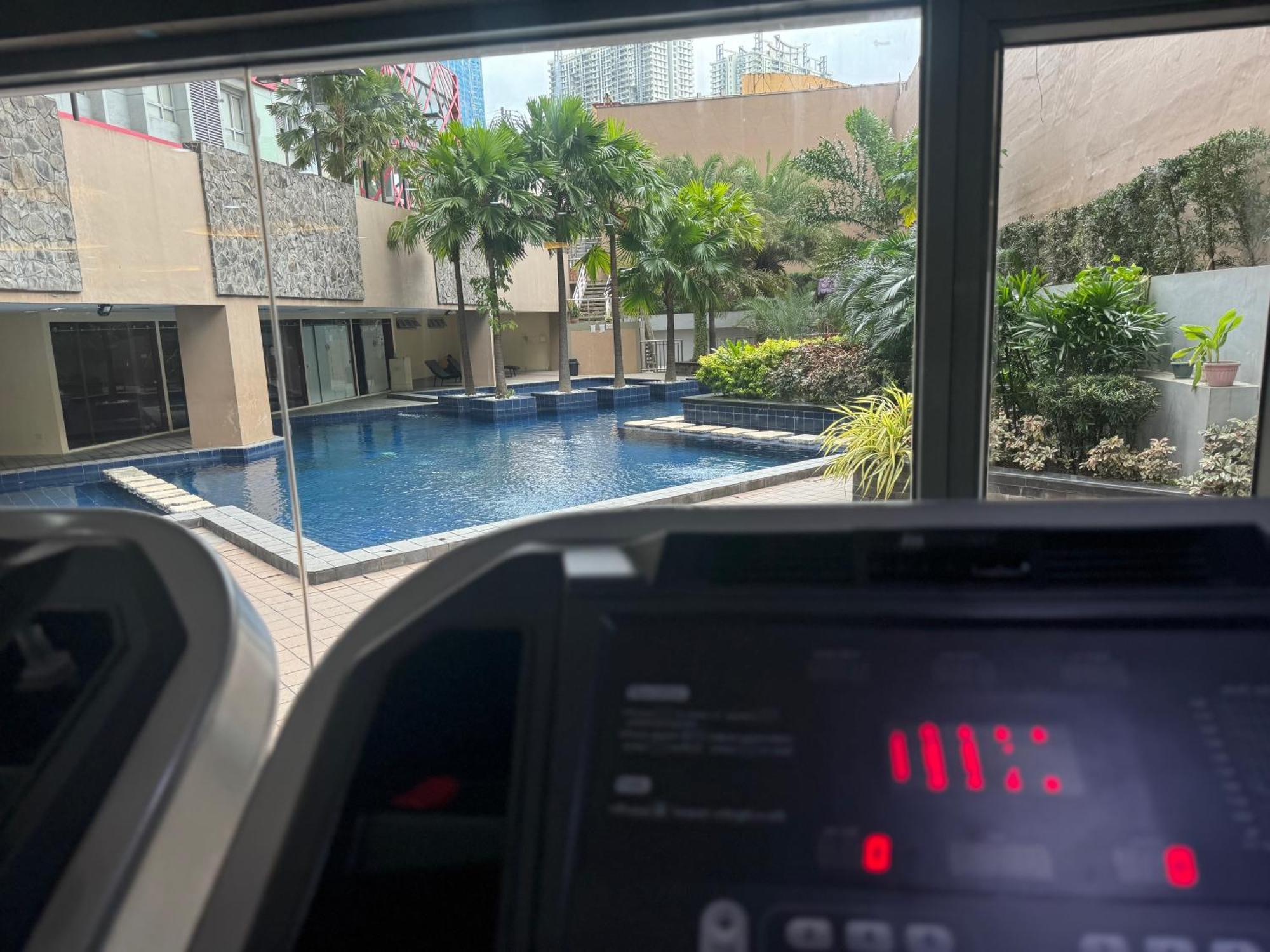Cozy Unit With Free Access To Fitness Centre, Swimming Pool And Stunning View Located Near The Cbd Of Ortigas, Makati, Bgc Manila